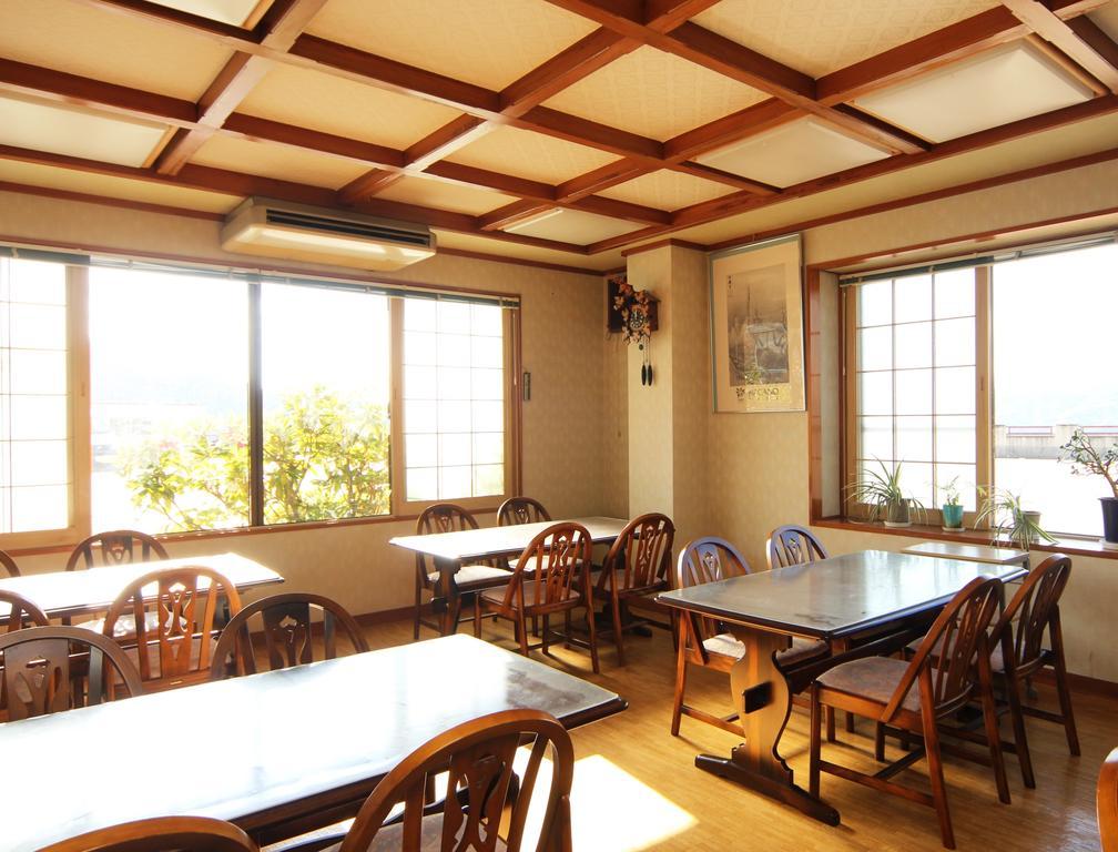 Villa Katashio Nozawaonsen Exteriör bild